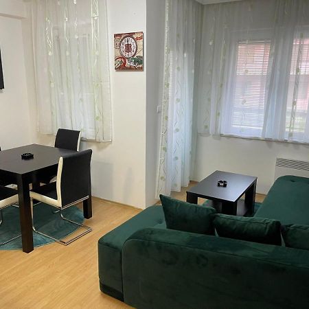 Appartement Simikic Z à Bijeljina Extérieur photo